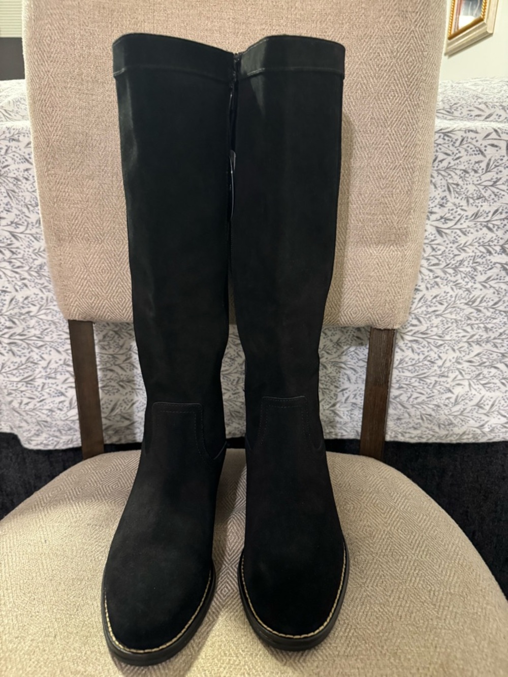 White mountain womens tall boots size 7.5